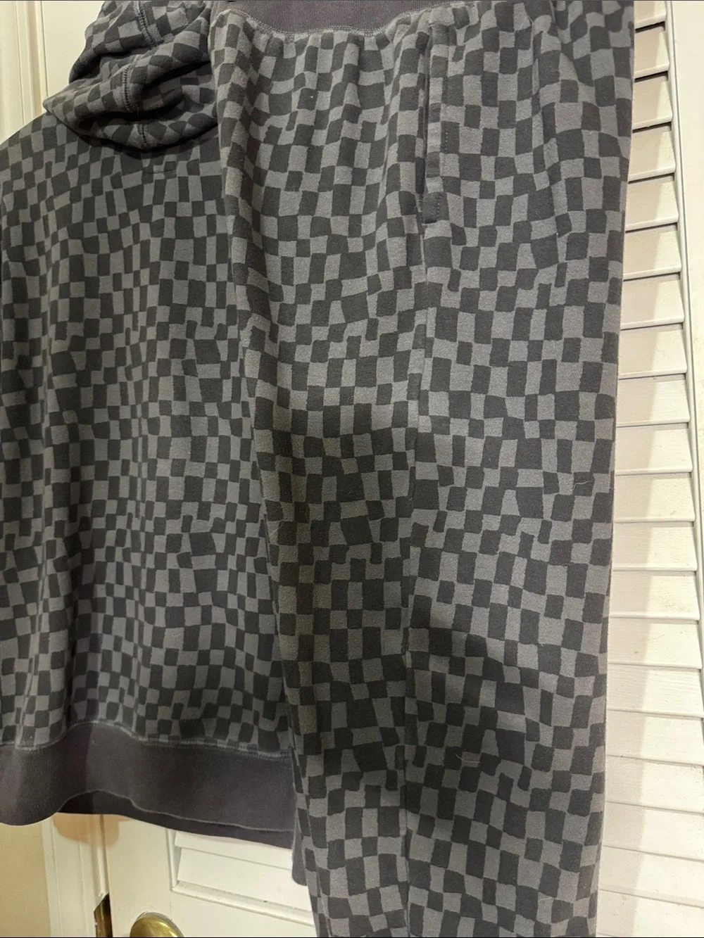 GAP Dark Gray Checkerboard Hoodie & Joggers. Like New. Size Boys XXL.
